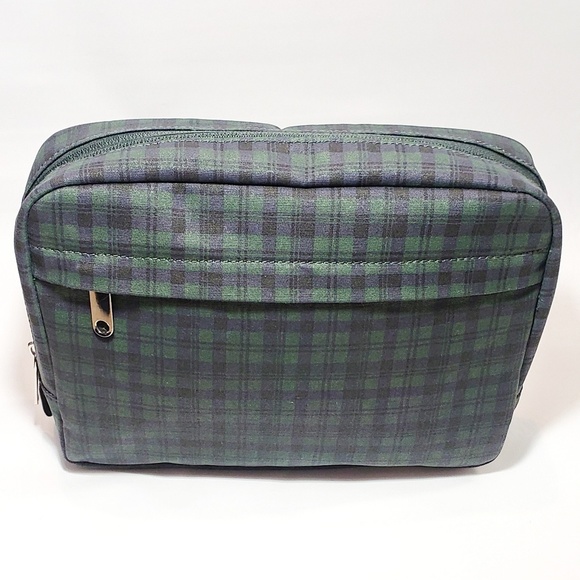j crew toiletry bag